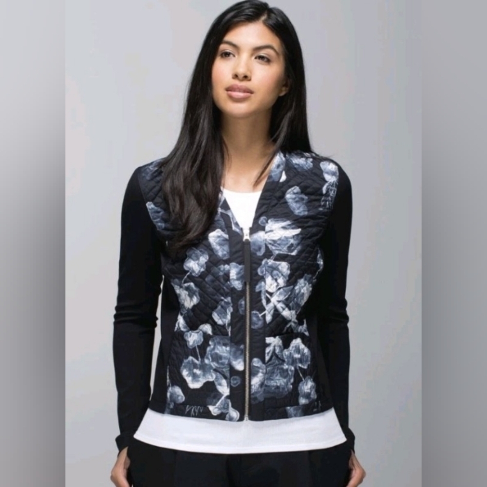 Lululemon Cardigan & Again Inky Floral Black Ghost Quiled Full Zip Size 4